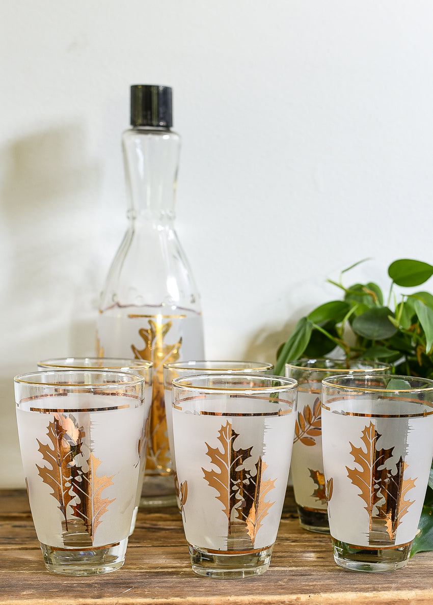 VINTAGE LIBBY GOLD FOILAGE GLASSWARE SET