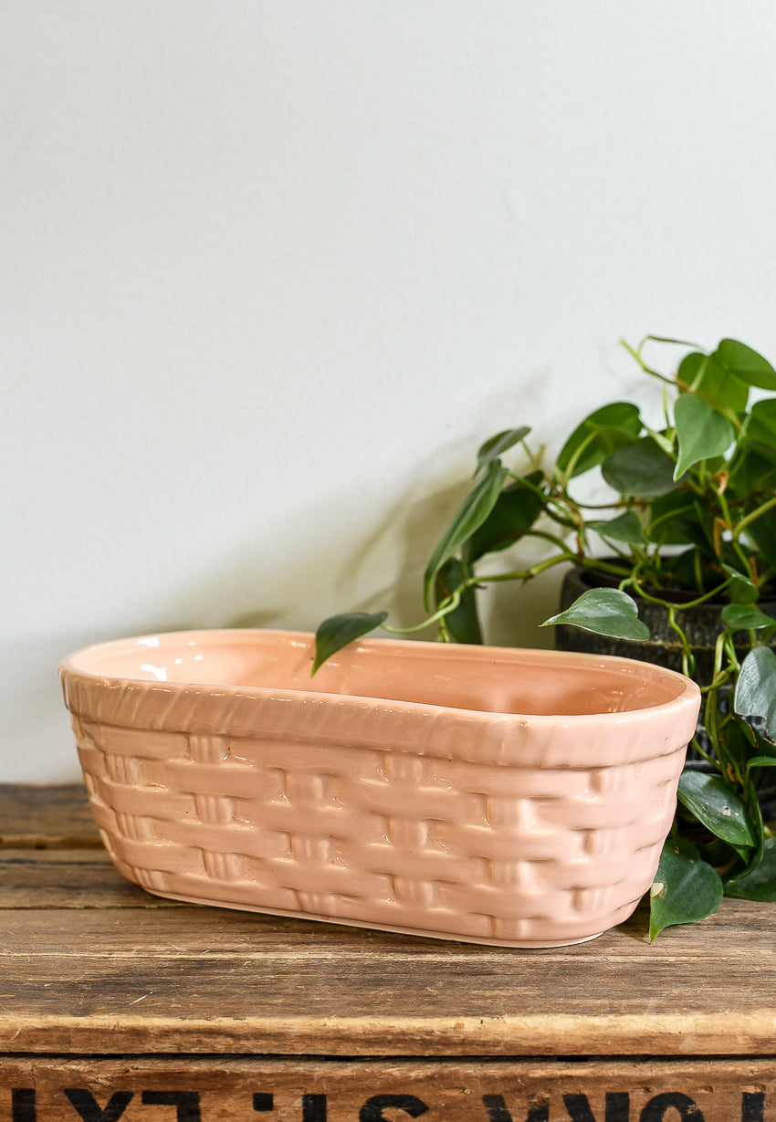 VINTAGE MCCOY FLORALINE POTTERY PLANTER
