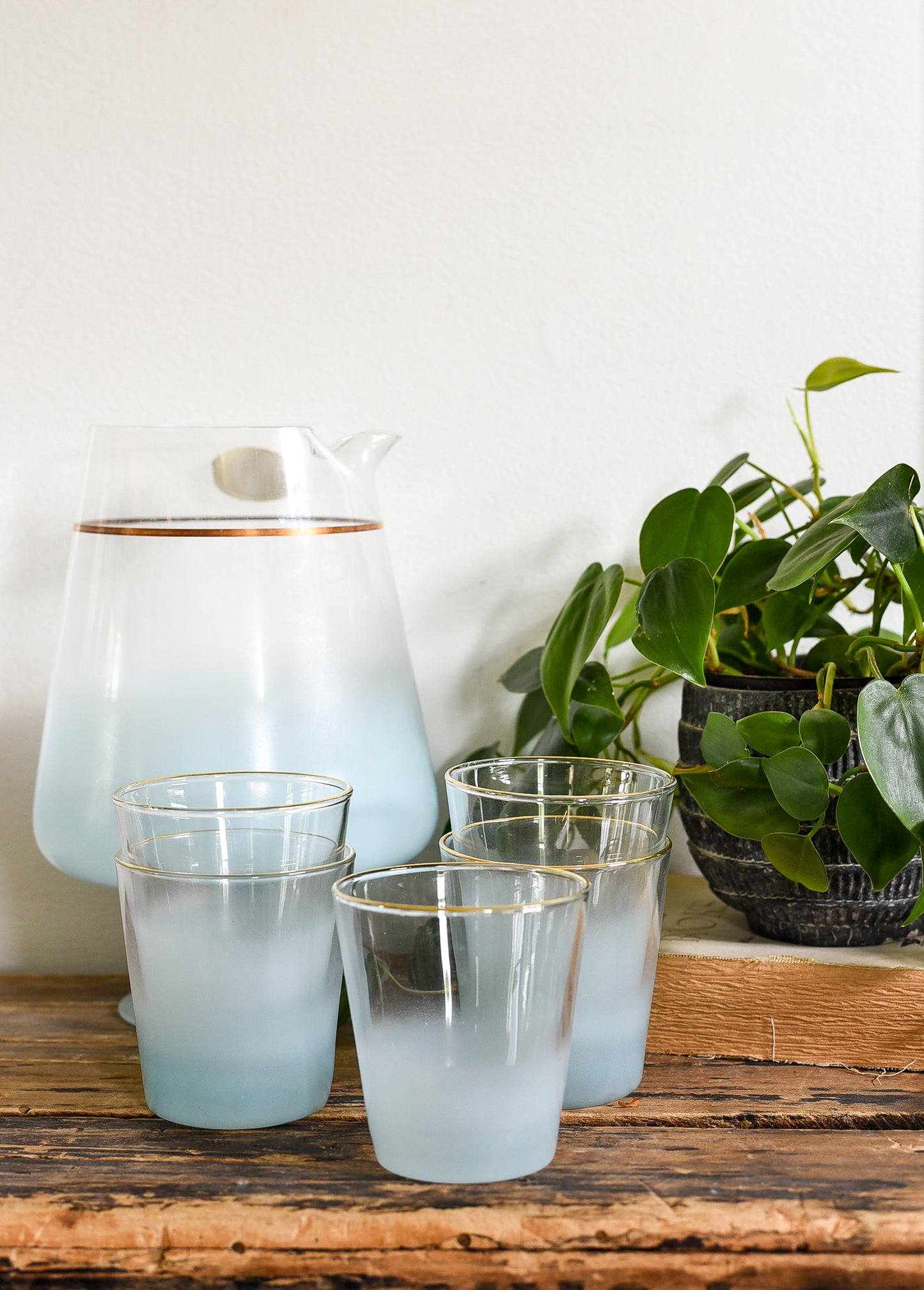 VINTAGE BLENDO TURQOISE OMBRE FROSTED PITCHER/GLASSES