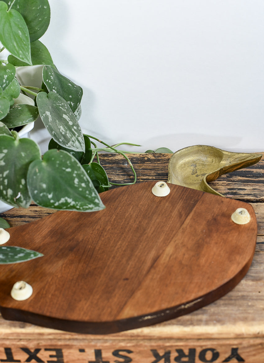 wood-brass-duck-cutting-board
