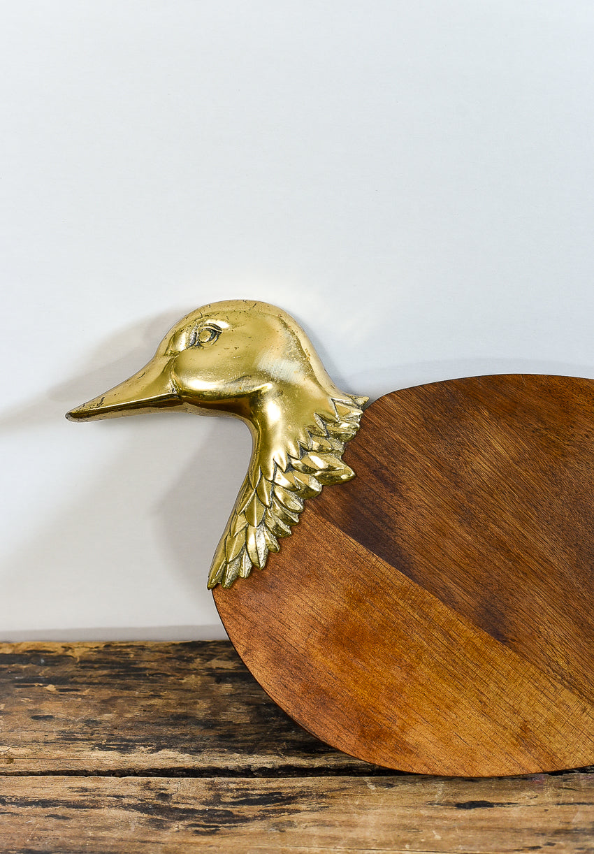 wood-brass-duck-shaped-cutting-board