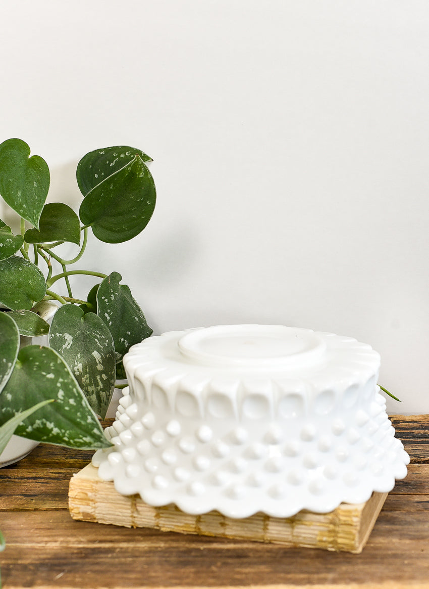 fenton-hobnail-milk-glass-bowl