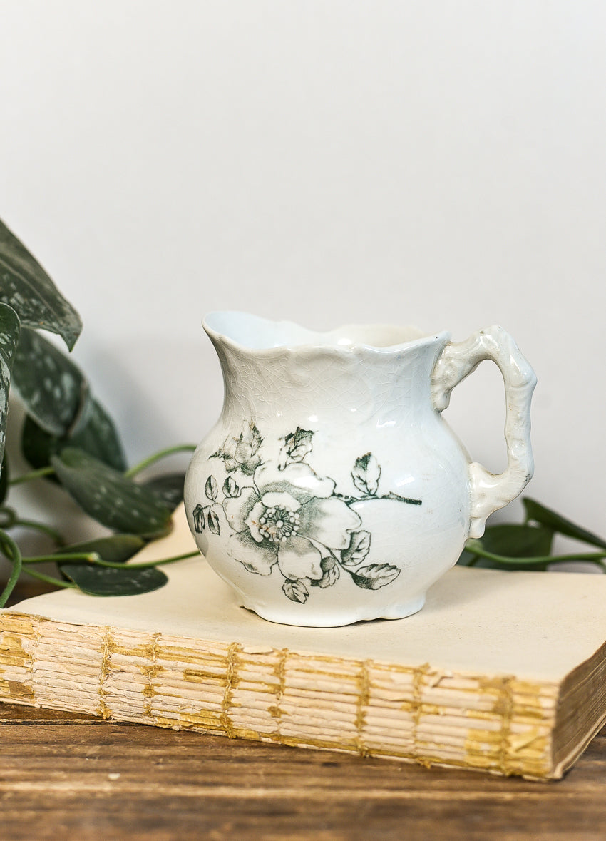 Ironstone-creamer