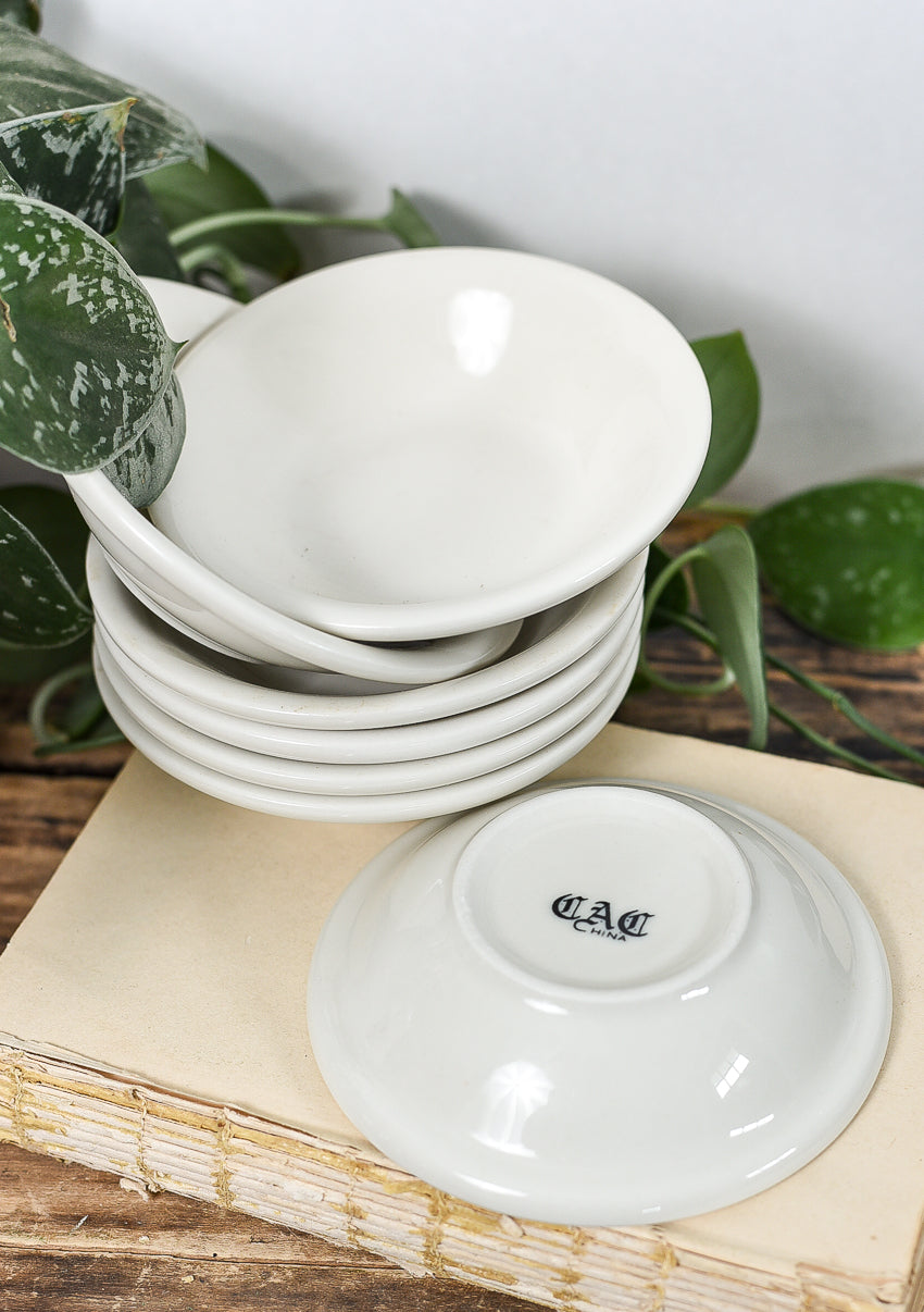 VINTAGE BERRY BOWL SET