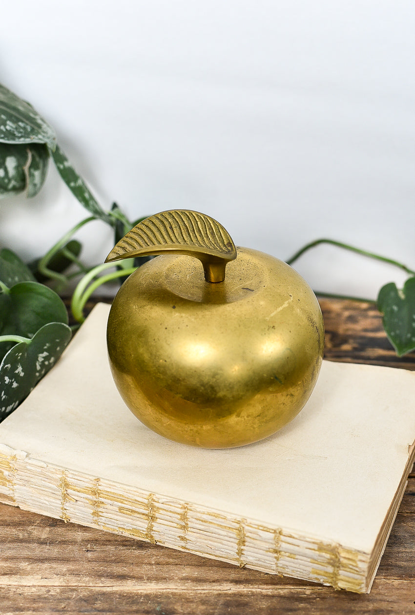 solid-brass-apple-paperweight