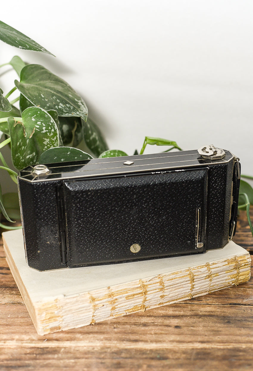 vintage-kodak-camera