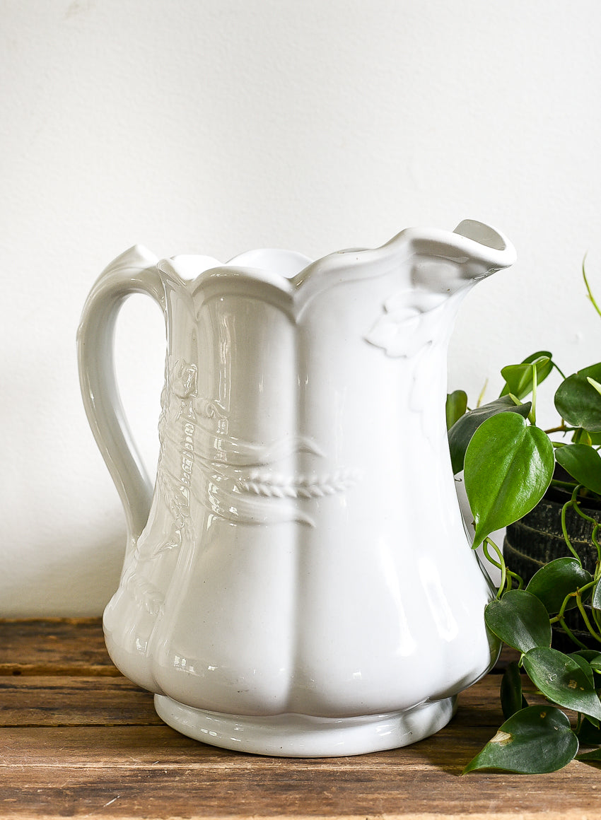 ANTIQUE J&G MEAKIN IRONSTONE PITCHER (LG)