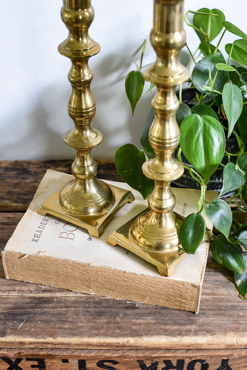 VINTAGE BRASS CANDLEHOLDER PAIR