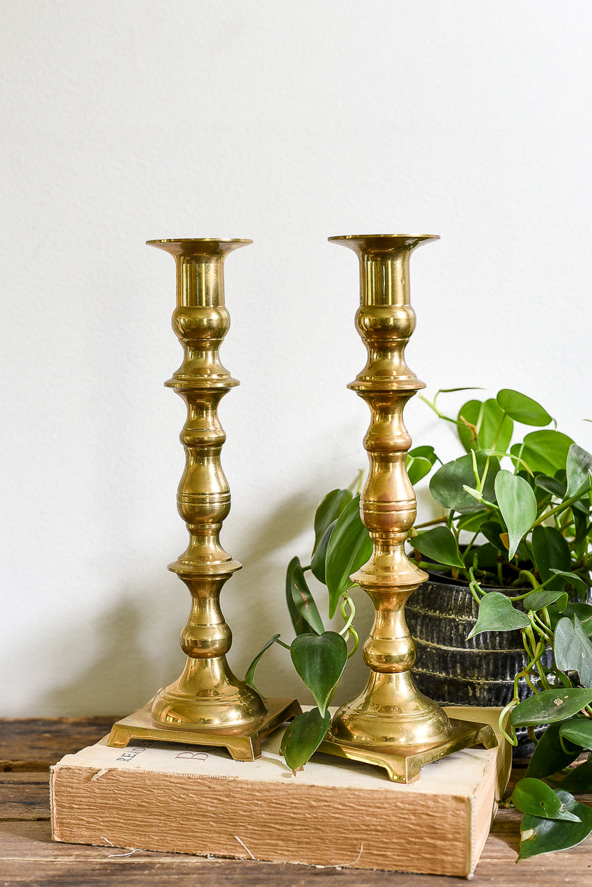 VINTAGE BRASS CANDLEHOLDER PAIR