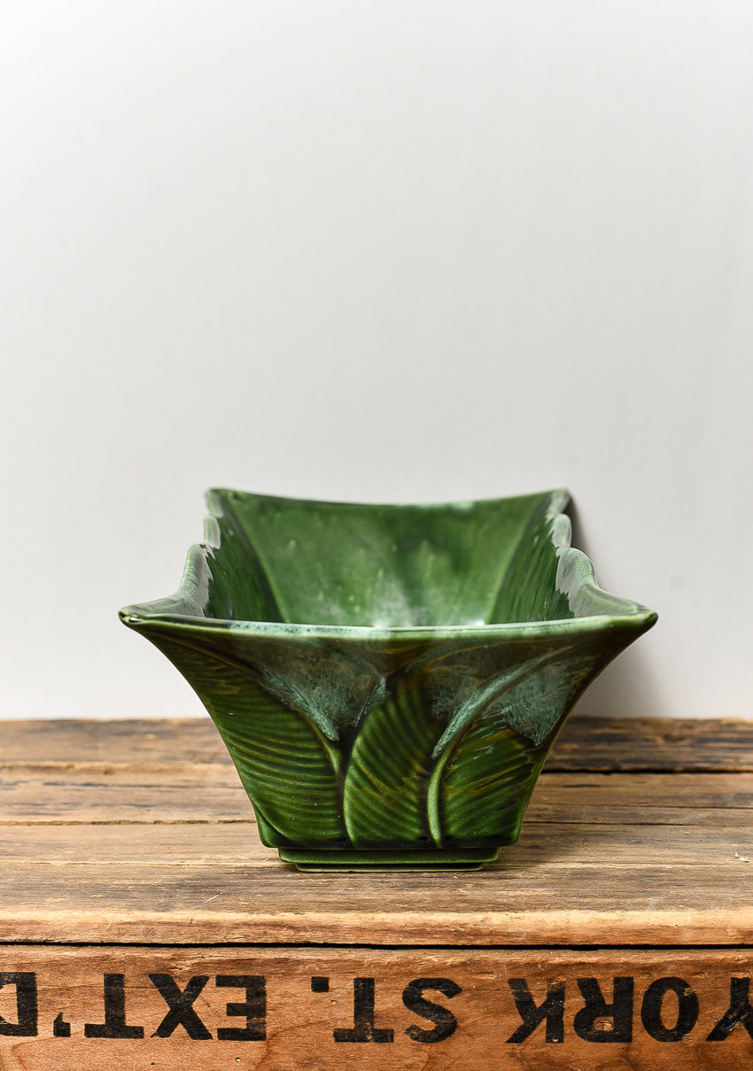 vintage-green-usa-pottery-planter