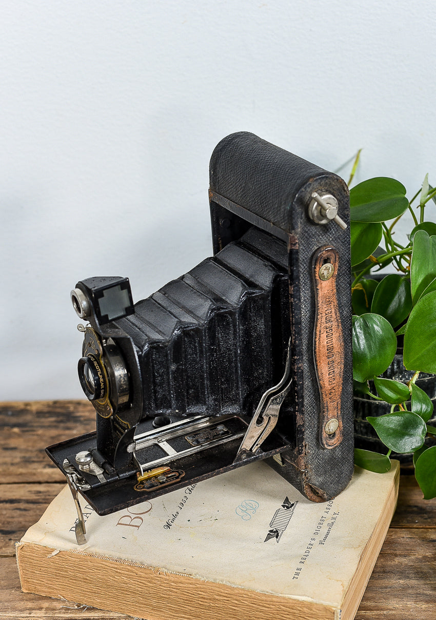 VINTAGE KODAK FOLDING CAMERA